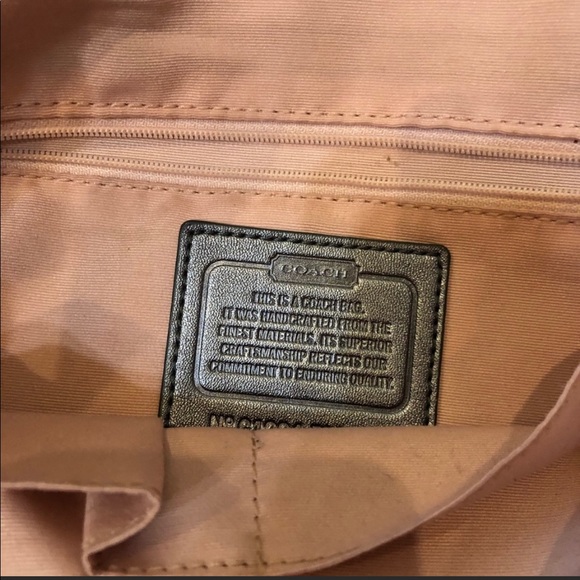 Beautiful Coach bag - Picture 3 of 7